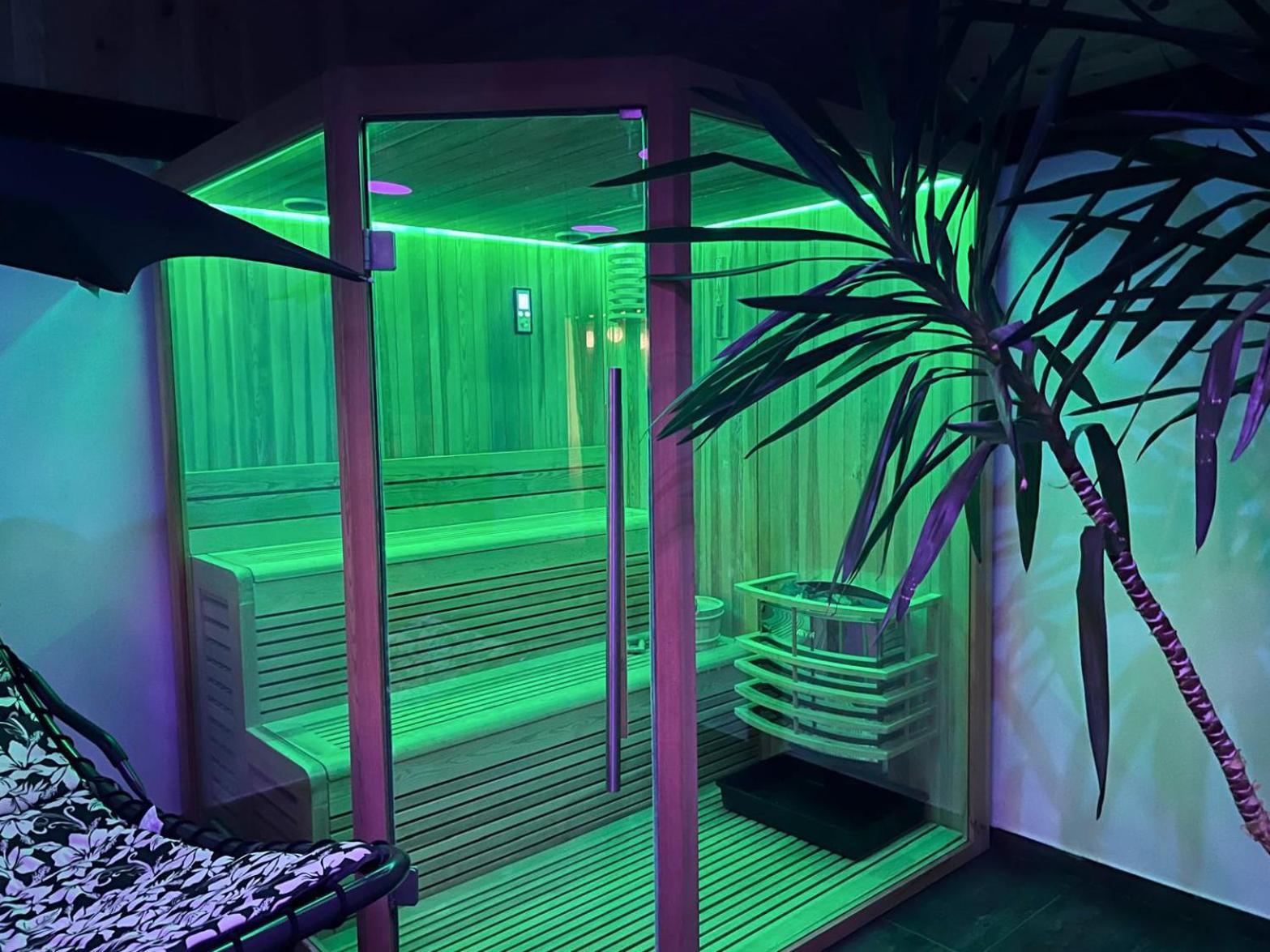 Insula Christiana Hotel คริสเตียน ภายนอก รูปภาพ